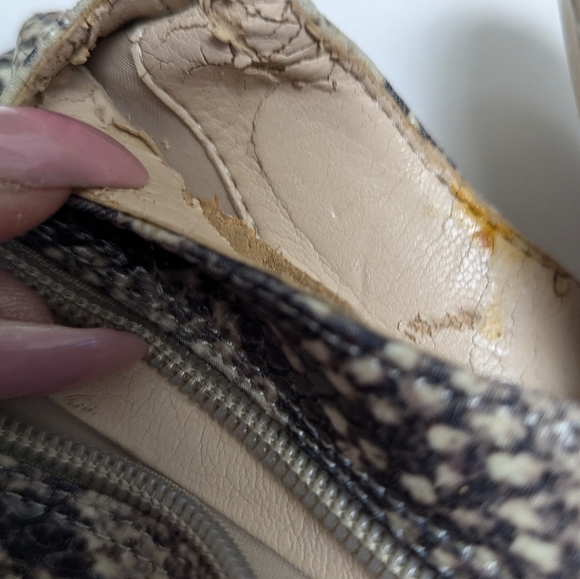 Reg $250 GUESS Snake Skin Thigh High Boots size 5 1/2 - Picture 7 of 9